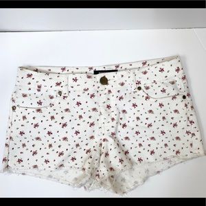 Forever 21 Premium Denim Shorts size 29